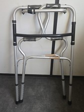 CADRES DE MARCHES DEAMBULATEUR