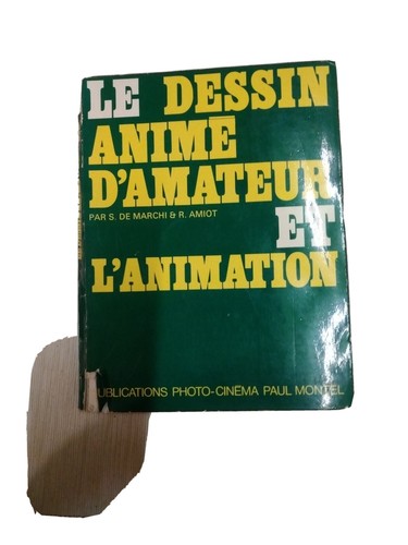 Livre dessin animé d - dessin,