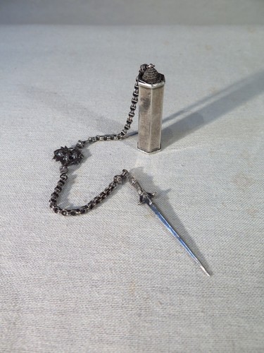 Ancien petit necessaire - ancien, fumeur