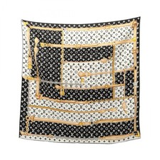 LOUIS VUITTON Carré