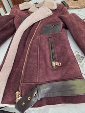 Jolie veste en peau et mouton