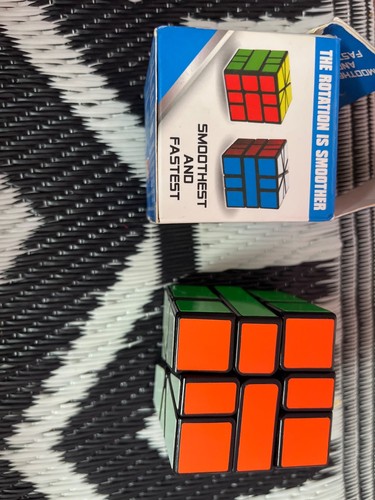 Cube square rubiks - square-1/,