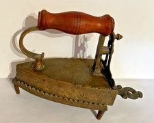 Fer à Repasser Ancien laiton