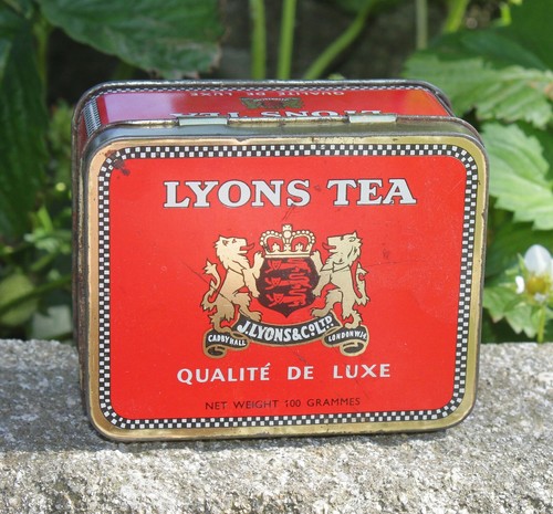 Boîte fer ancienne - fer, lyons