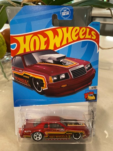Hot wheels 2023 107 drag - hot,