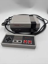 Nintendo Classic Mini NES Console Entertainment System With 1 Controller CLV-001