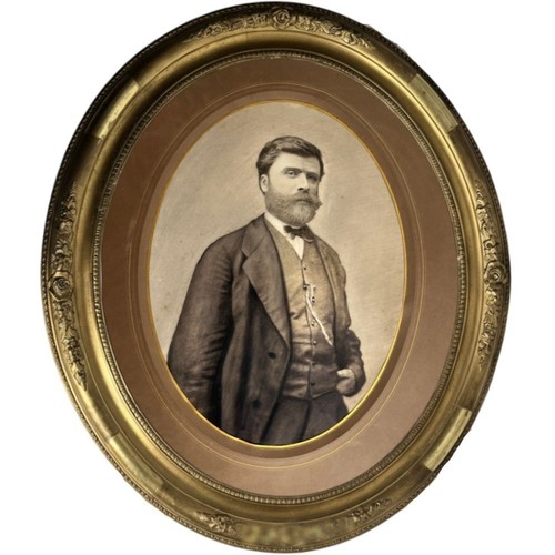 Dessin portrait ancêtre