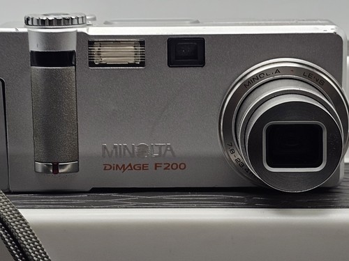 Vintage minolta dimage - minolta, f200