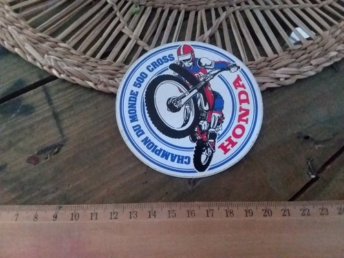 Ancien autocollant vintage