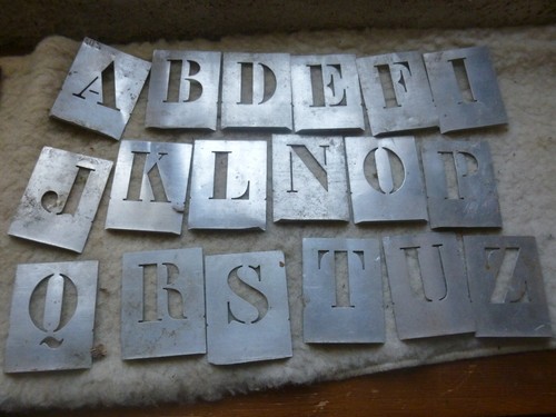 Anciens pochoirs gabarits - anciens,