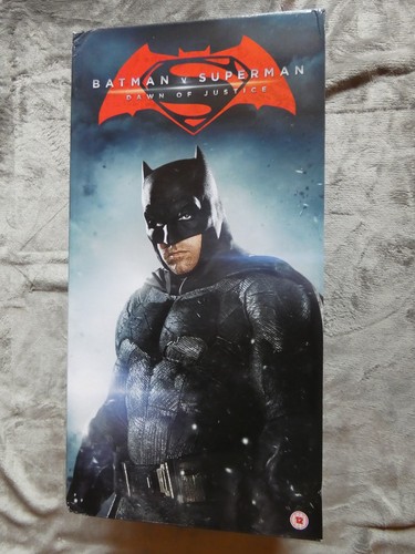Batman superman dawn of - batman,