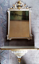 Armoire murale en bois