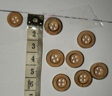 8 Boutons en bois naturel 4