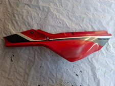 CARENAGE ARRIERE DROIT YAMAHA