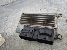 Calculateur moteur RENAULT