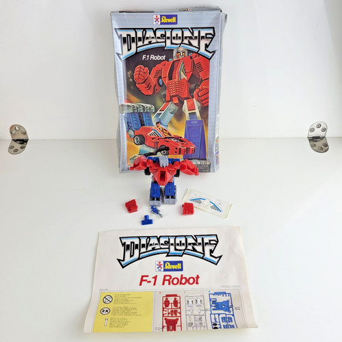 Revell diaclone robot - f.1,