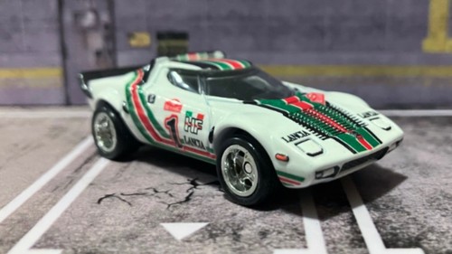 Custom white lancia stratos - custom,