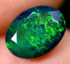 Opale Noire Taillée  1,83cts