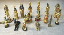 COLLECTION LOT DE 16 FIGURINES