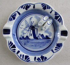 Cendrier en porcelaine bleu de