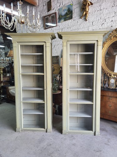 Magnifique paire vitrine - paire,