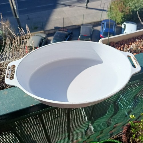 Plat four staub - à,