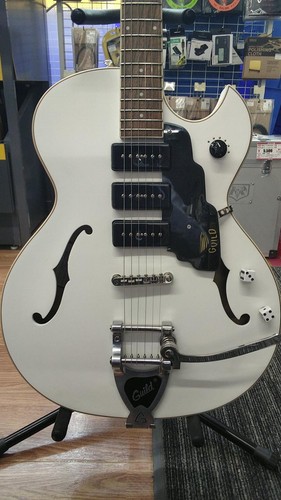 Guitare semi acoustique guild - guitare,