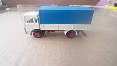 Old cars camion iveco - camion, blanc