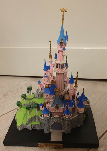 Disneyland paris figurine - paris,