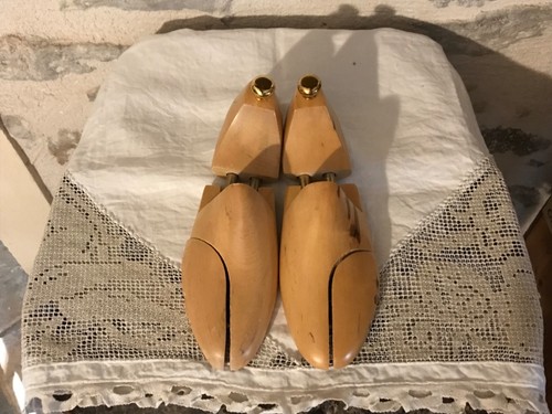 Paire embauchoirs bois - en, de