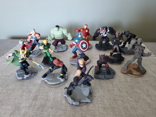 Lot figurines disney - figurines, infinity