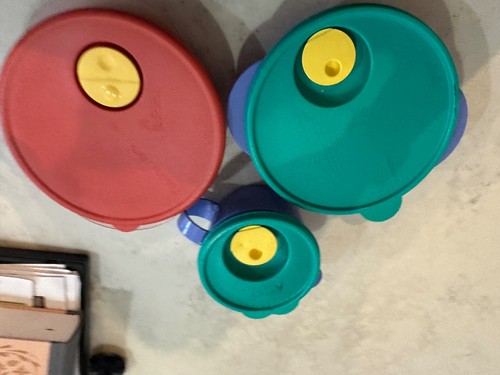 Tupperware lot sets 6 - lot,