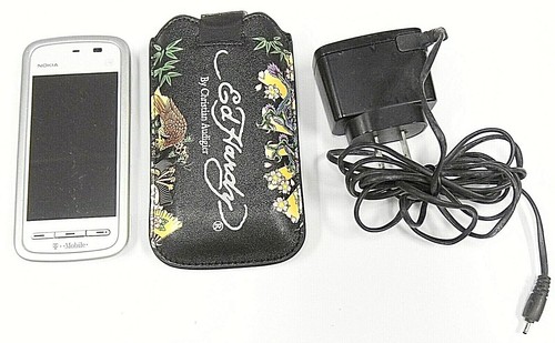 Nokia nuron 5230 white and - nuron,