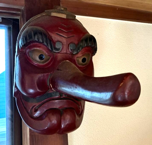 Masque tengu japonais vintage