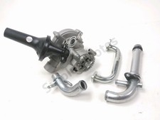 POMPE A EAU TRIUMPH STREET