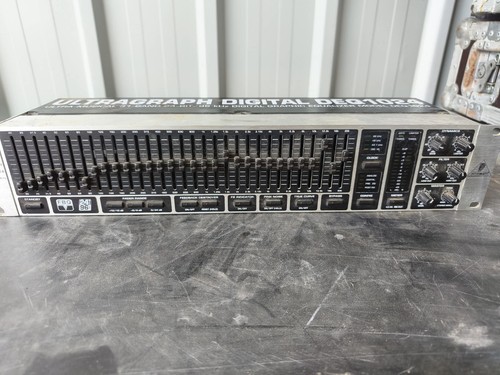 Equaliser behringer deq1024 - behringer,
