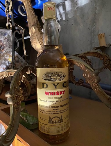 Bouteille whisky - de,