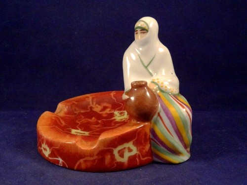 Ancien cendrier porcelaine