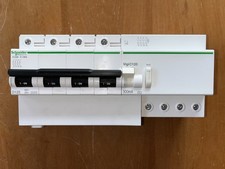 DISJONCTEUR TETRA. A9N18393