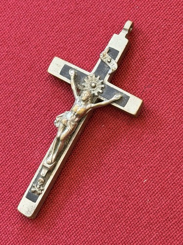 Crucifix ancien métal - ancien,