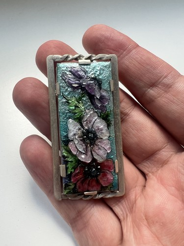 Grande broche ancienne