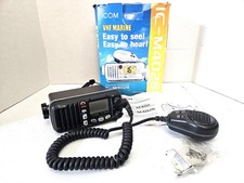 ICOM VHF Marine CB Radio - IC-M402S . Might be unused.