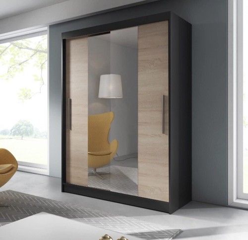 Armoire avec porte - 2,