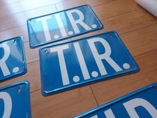 PLAQUE EN TOLE , CAMION , TI.R , TRANSPORT INTERNATIONAL ROUTIER ( 8 DISPOS )