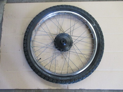 Roue avant avec pneu bon - avec,