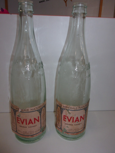 Bouteille evian vintage no - 2, x