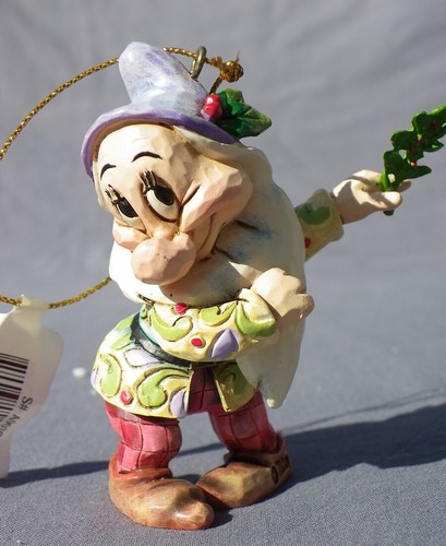 Timide bashful blanche neige - bashful,