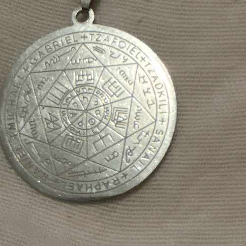 Amulette médaille plus - amulette,,