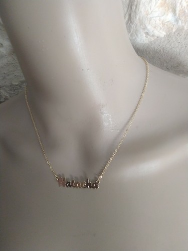 Collier ras cou - ras,