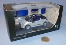 Norev 1/43 réf AMC019253 : Citroën DS3 Cabrio 2013 (Gris Alu toit Bleu)